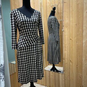 Evan-Picone houndstooth print dress. Size 6.